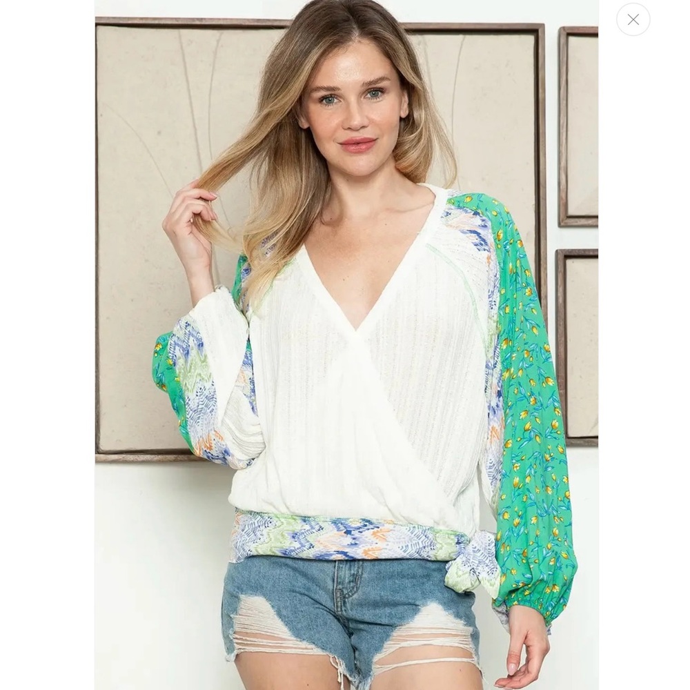 Hummingbird White and Green Boho Floral Wrap Top L